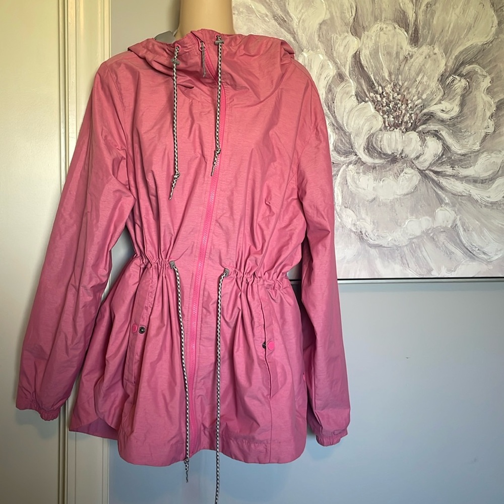 Columbia Women’s Lilian Ridge Rain Jacket - Pink XL